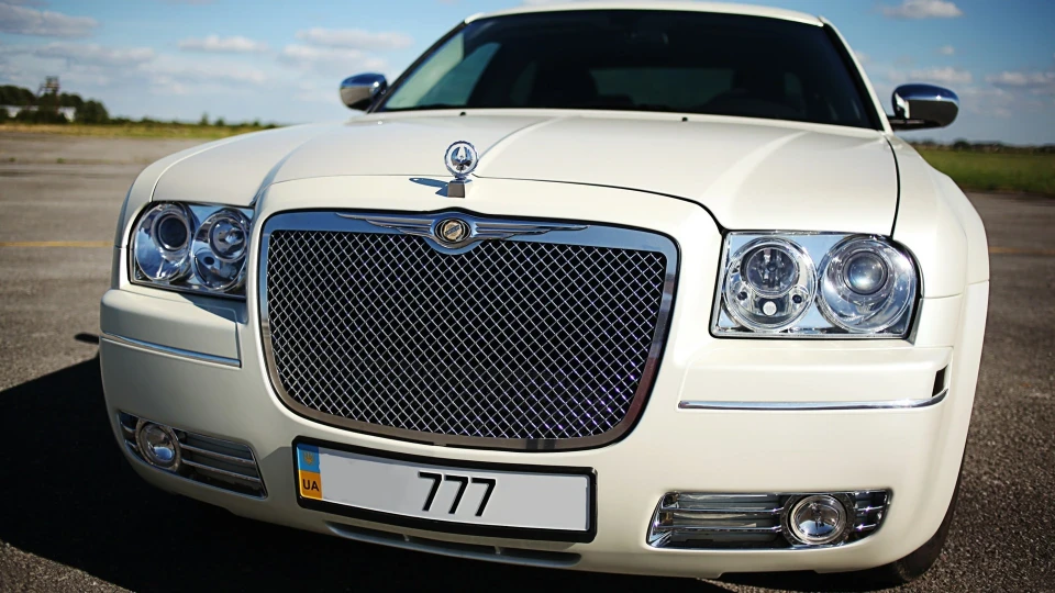 Chrysler 300C 777 2