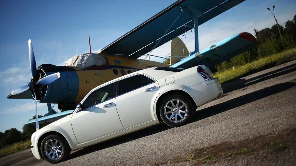 Chrysler 300C 777 3