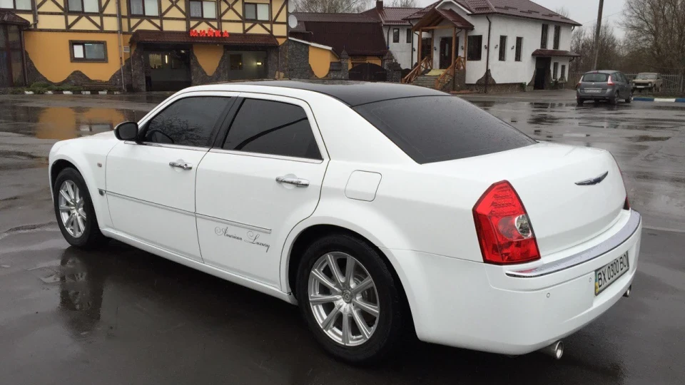 Chrysler 300C American Luxury 3