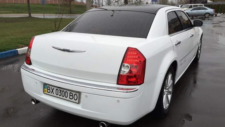 Chrysler 300C American Luxury 4