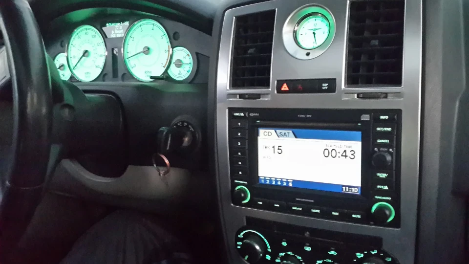 Chrysler 300C HEMI 3