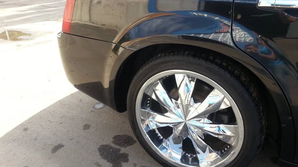 Chrysler 300C HEMI 3