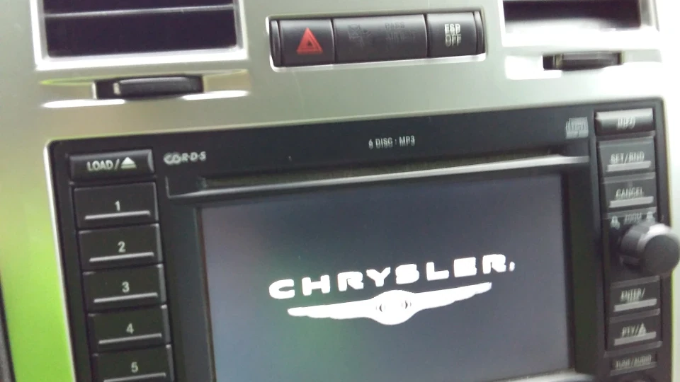 Chrysler 300C HEMI 5