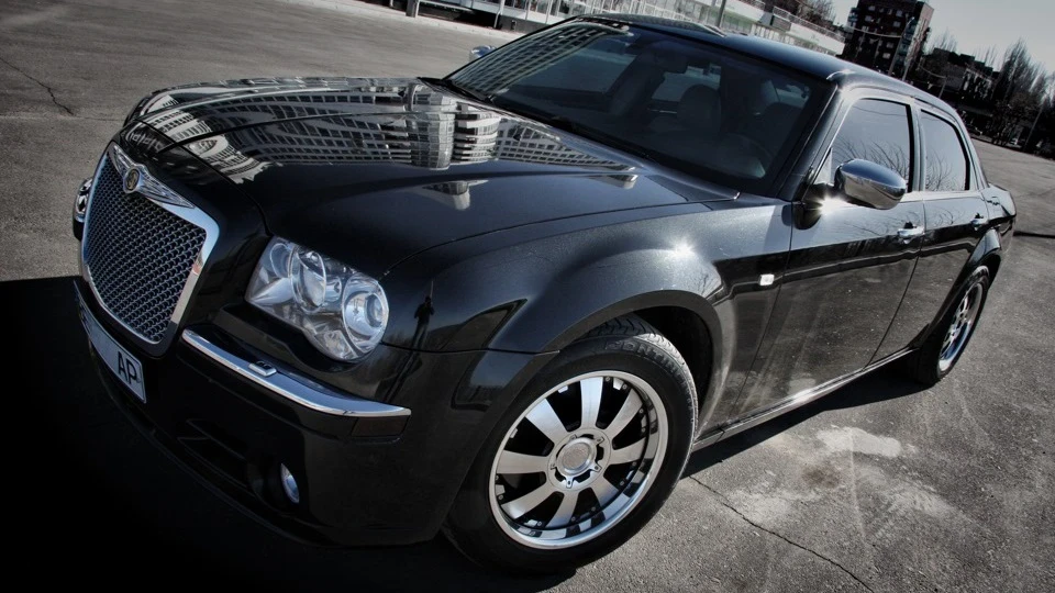 Chrysler 300C Стиляга 2