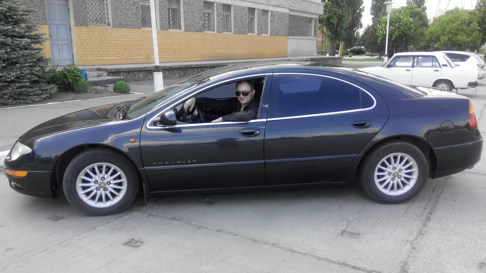 Chrysler 300M 2