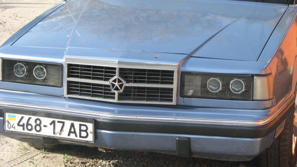 Chrysler Daytona комфорт 90-тих 3