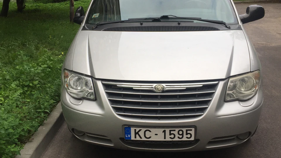 Chrysler Grand Voyager 2