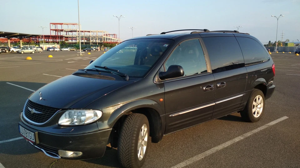 Chrysler Grand Voyager 2.5 CRDI **Black Devil** 3
