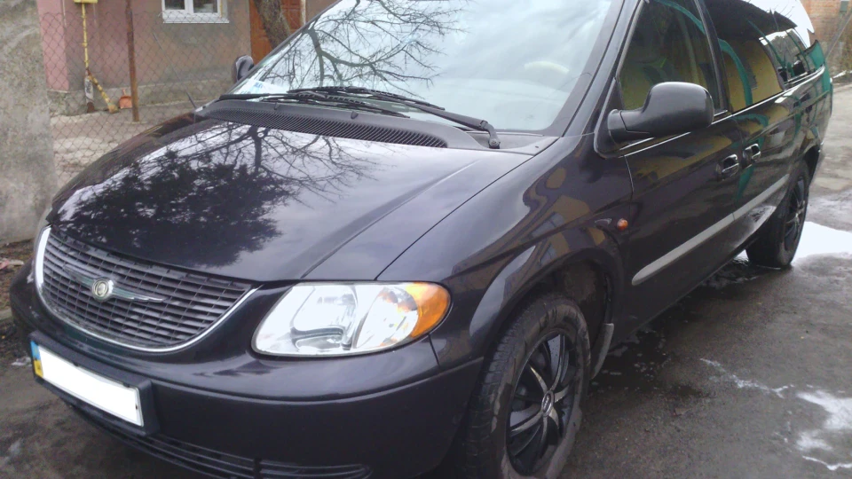 Chrysler Grand Voyager IV Black