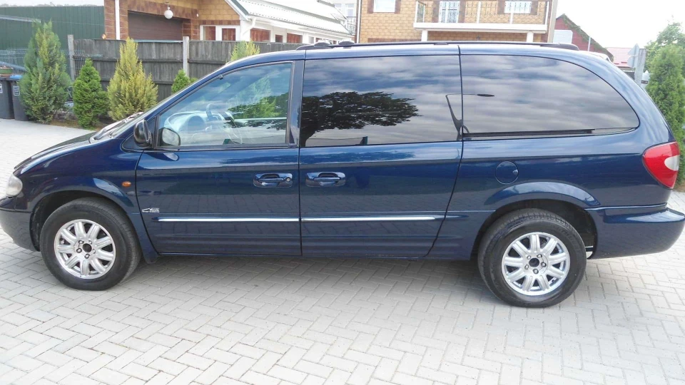 Chrysler Grand Voyager Limited 5