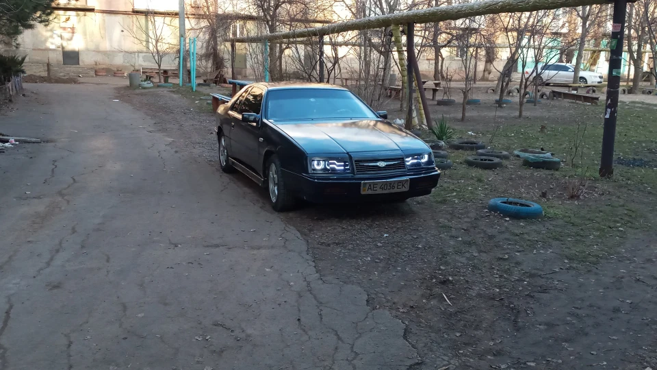 Chrysler Le Baron 3