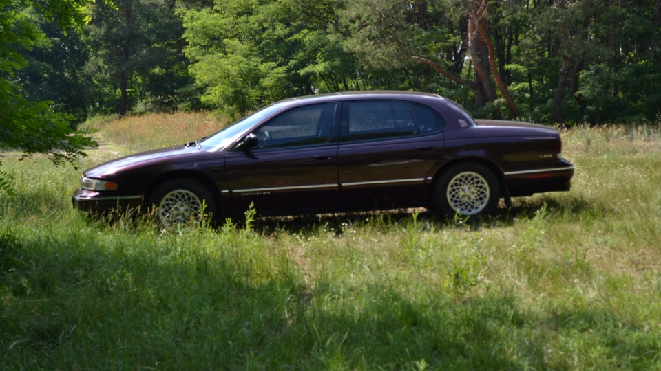 Chrysler LHS 3