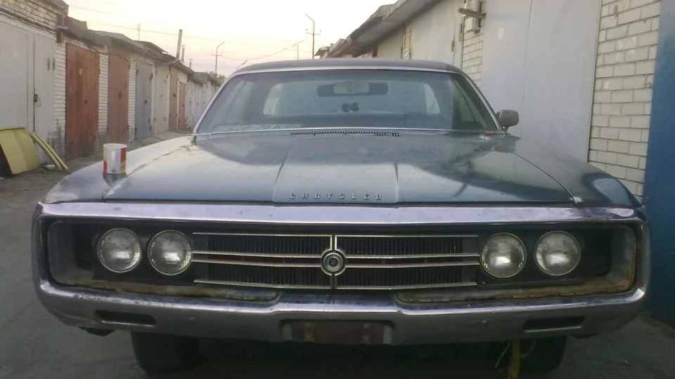 Chrysler New Yorker 3