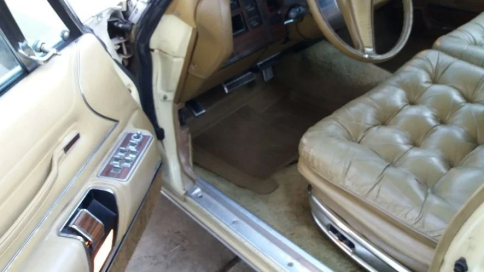 Chrysler New Yorker 2