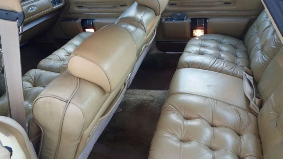 Chrysler New Yorker 3