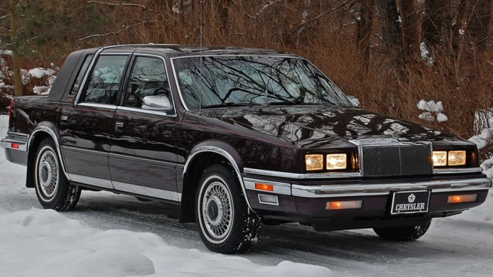 Chrysler New Yorker 5th Avenue