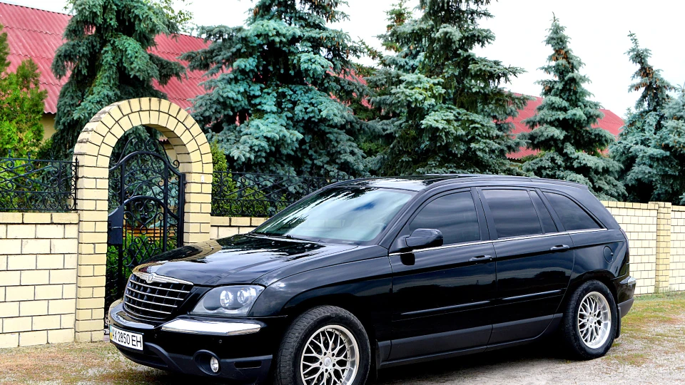 Chrysler Pacifica бегемот 3