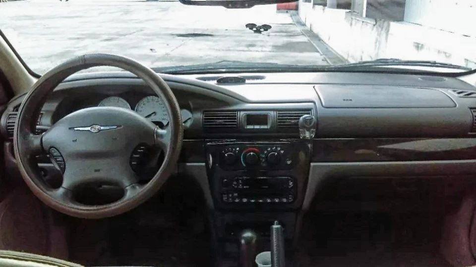 Chrysler Sebring 3