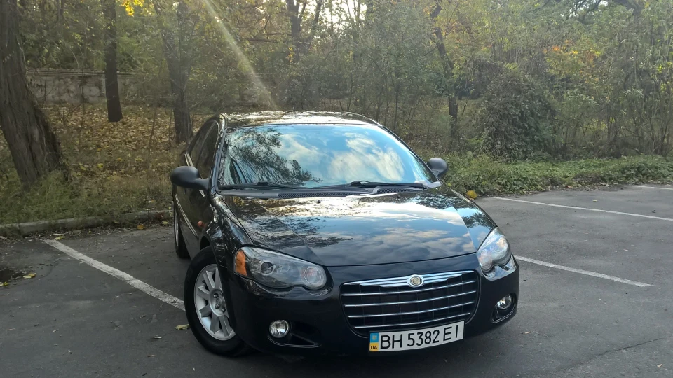 Chrysler Sebring 3