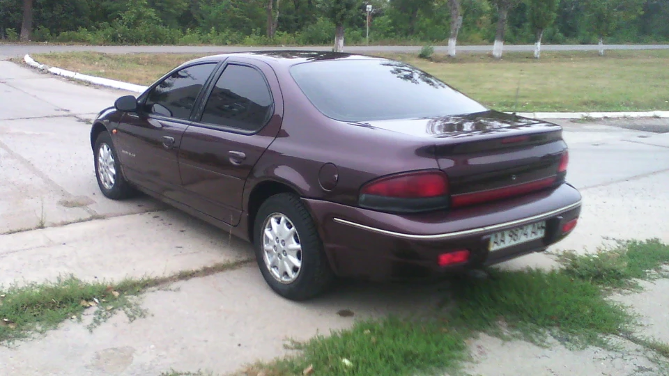 Chrysler Stratus 2