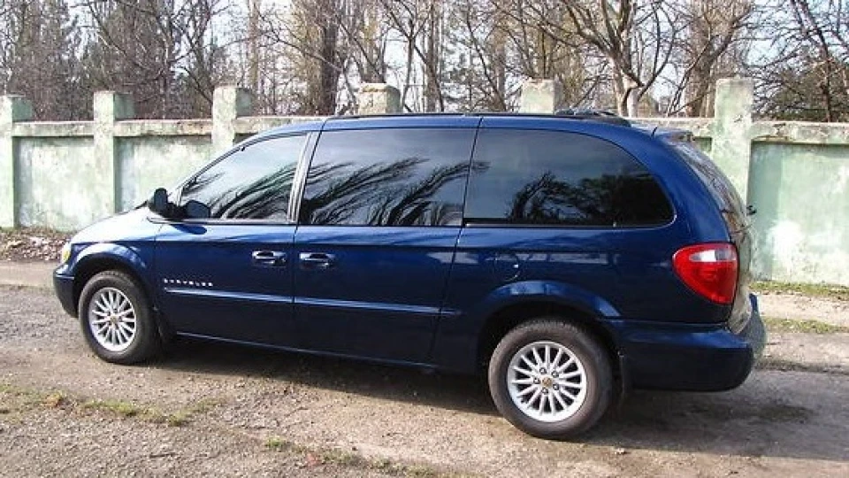 Chrysler Town and Country SeX CAR 2