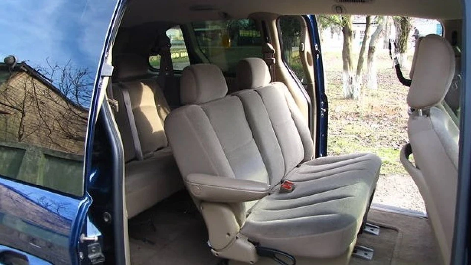 Chrysler Town and Country SeX CAR 5