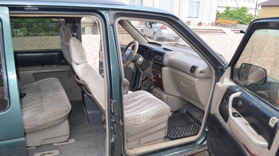 Chrysler Voyager 5