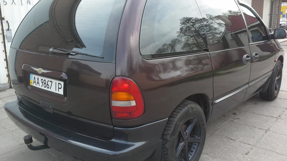 Chrysler Voyager French Marsala 2.5 TD 5