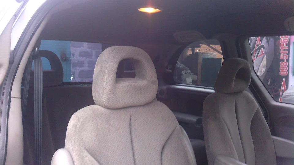 Chrysler Voyager Ram Van IV Silver 5
