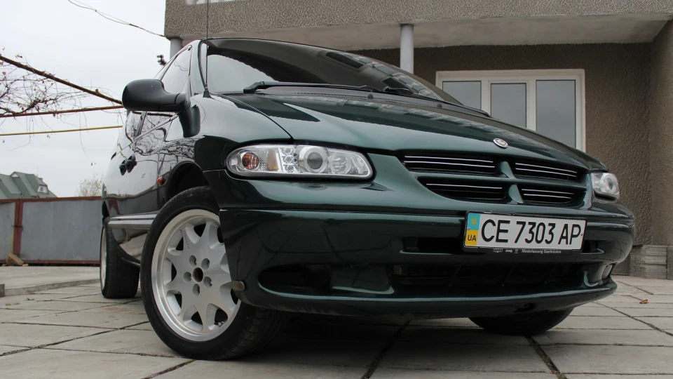 Chrysler Voyager SE 5