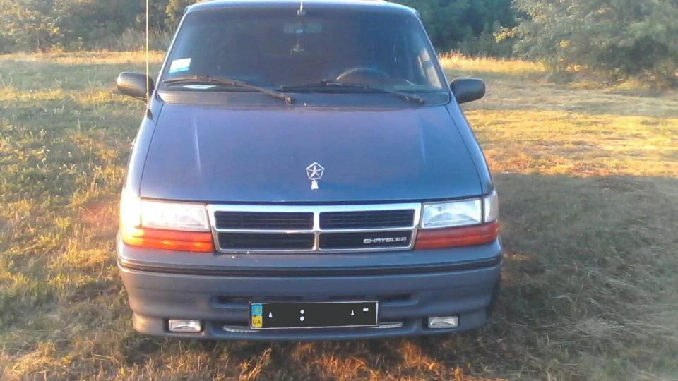 Chrysler Voyager Снин 3