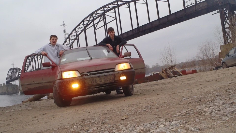 Citroen AX Red Dragon 3