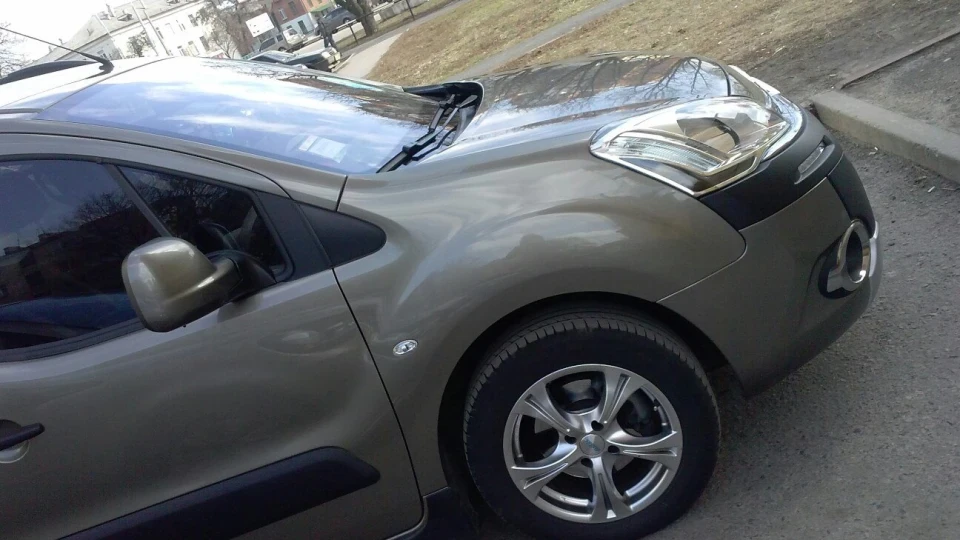 Citroen Berlingo 1,6 турбо-дизель 4