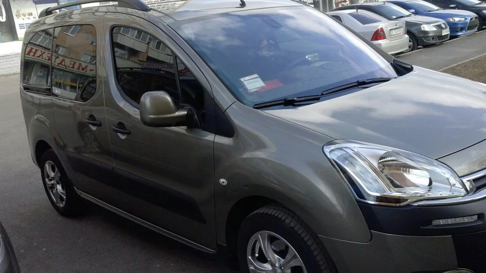 Citroen Berlingo 1,6 турбо-дизель 5
