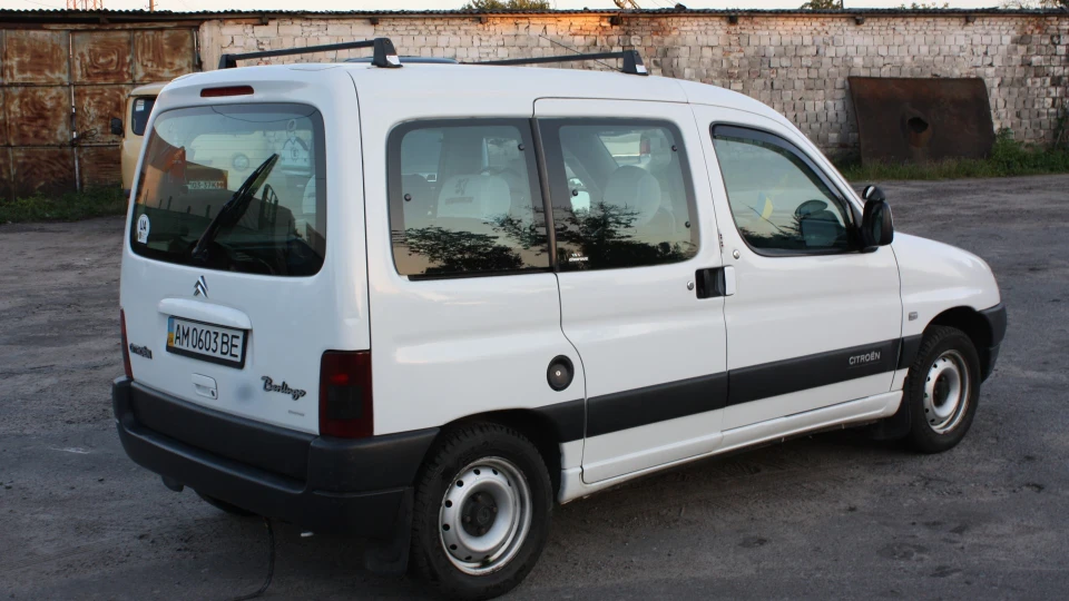 Citroen Berlingo Білий трудяга 2