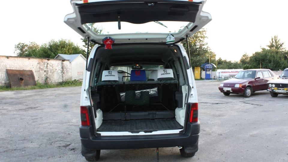 Citroen Berlingo Білий трудяга 3