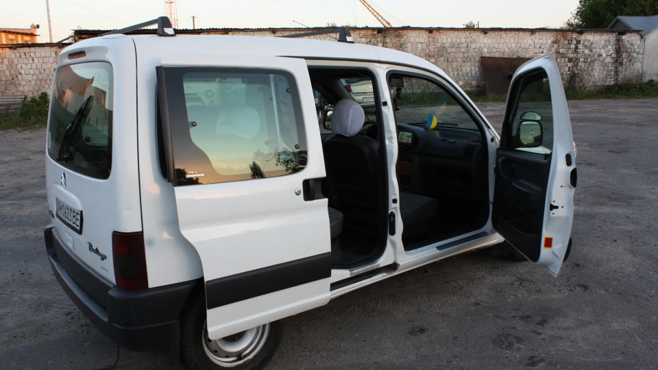 Citroen Berlingo Білий трудяга 4