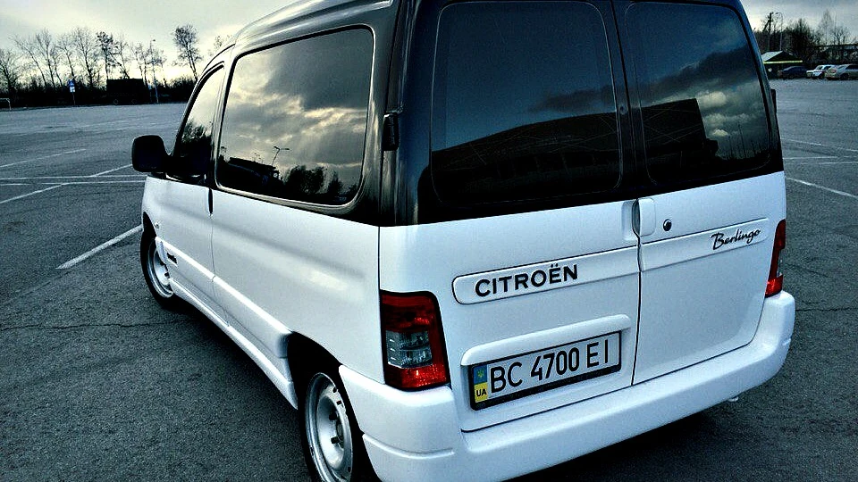 Citroen Berlingo Black and White 3