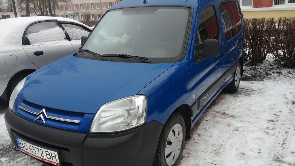 Citroen Berlingo Бобік 2