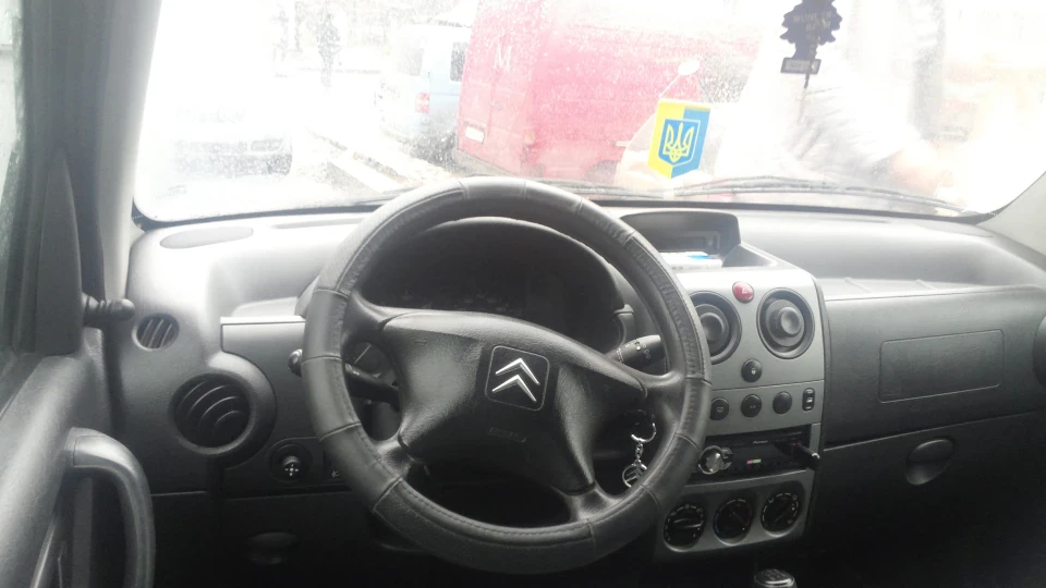 Citroen Berlingo Бобік 3
