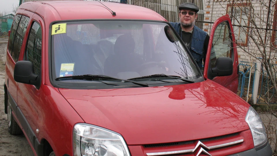 Citroen Berlingo ДВИГУН DW8B ДИЗЕЛЬ 2