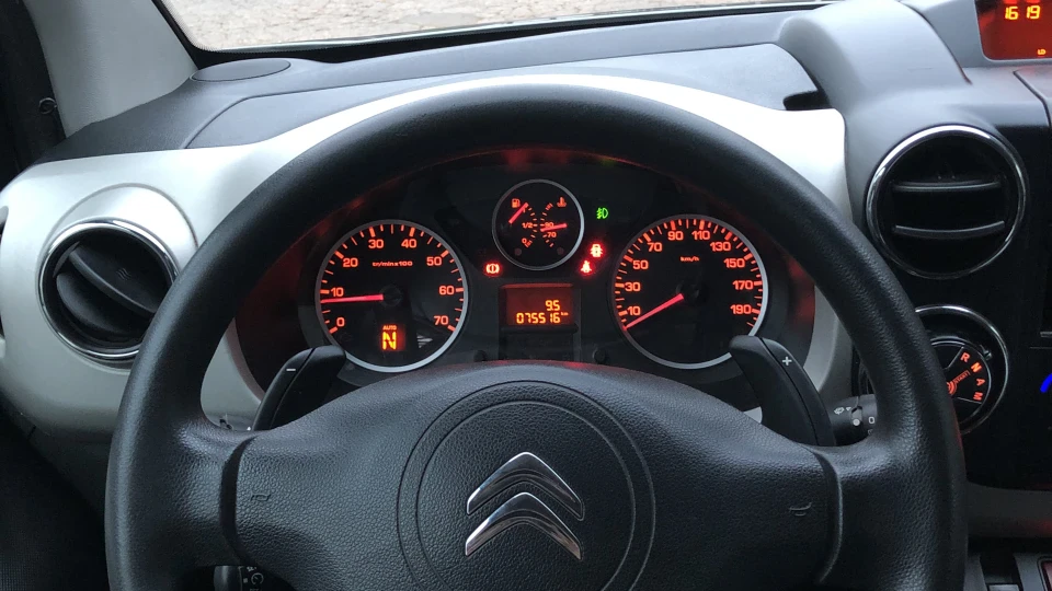 Citroen Berlingo Ялинка 3