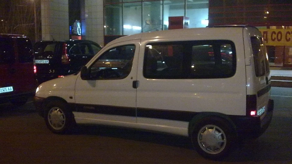 Citroen Berlingo повільний але впевнений 4