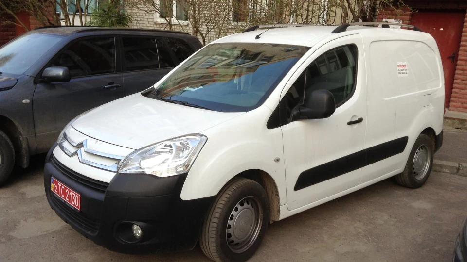 Citroen Berlingo Nilpferd von Berlin 3