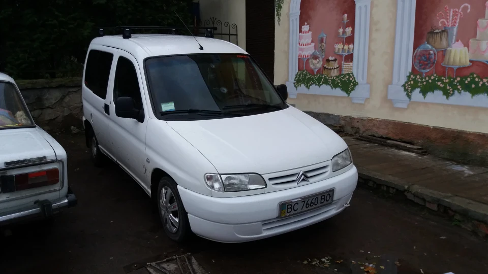 Citroen Berlingo WHITE 1.9D 5