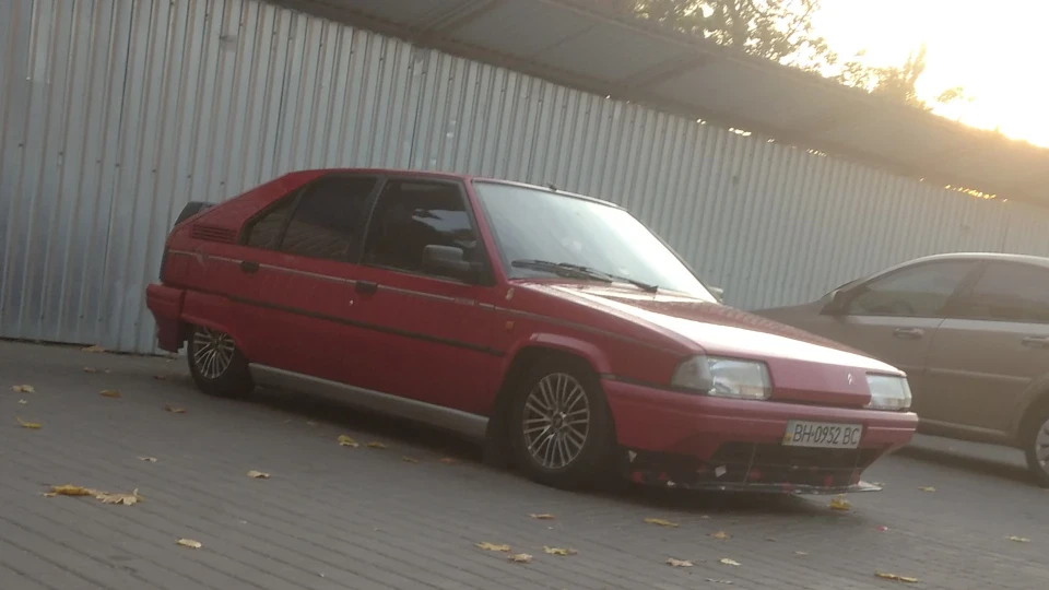 Citroen BX Ялинка