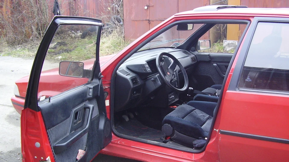 Citroen BX GTI16Valve 4