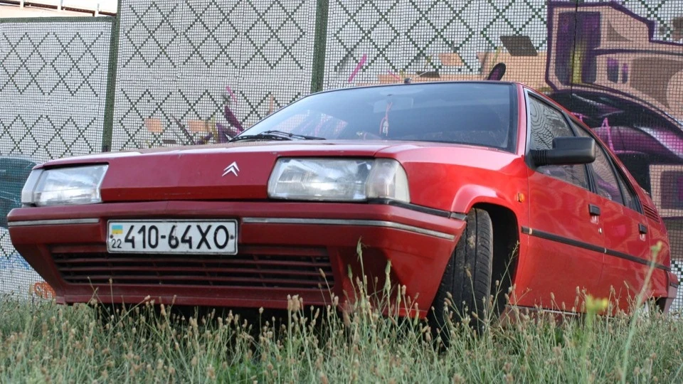 Citroen BX Парячий ✈ Червономобіль 2