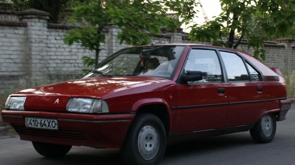 Citroen BX Парячий ✈ Червономобіль 4