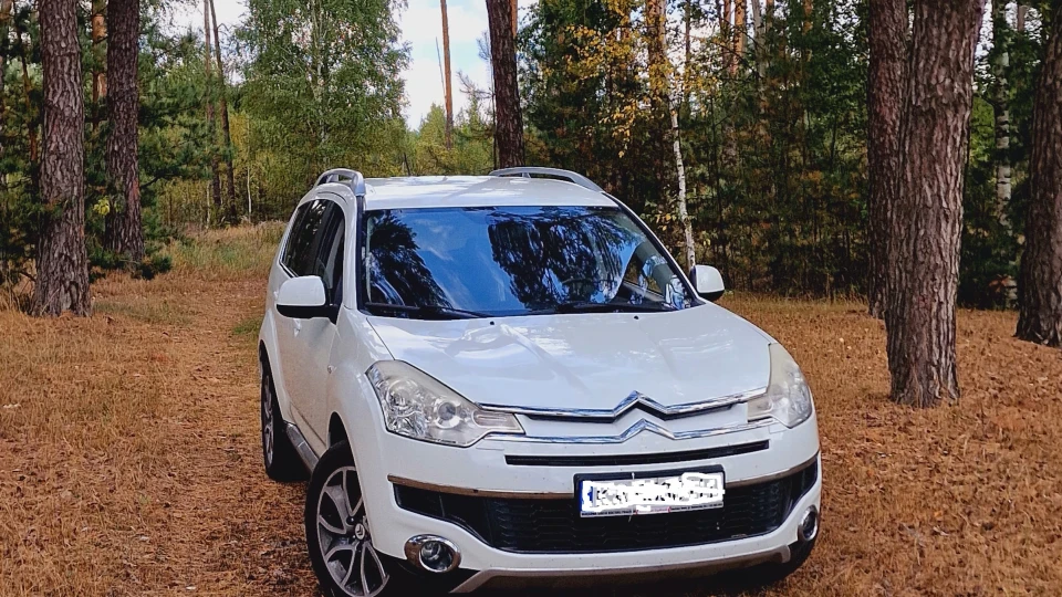 Citroen C-Crosser